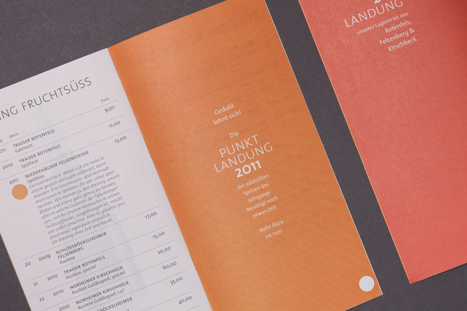 Mine-Crusius-Weingut-Folder-Detail-Punkt.jpg